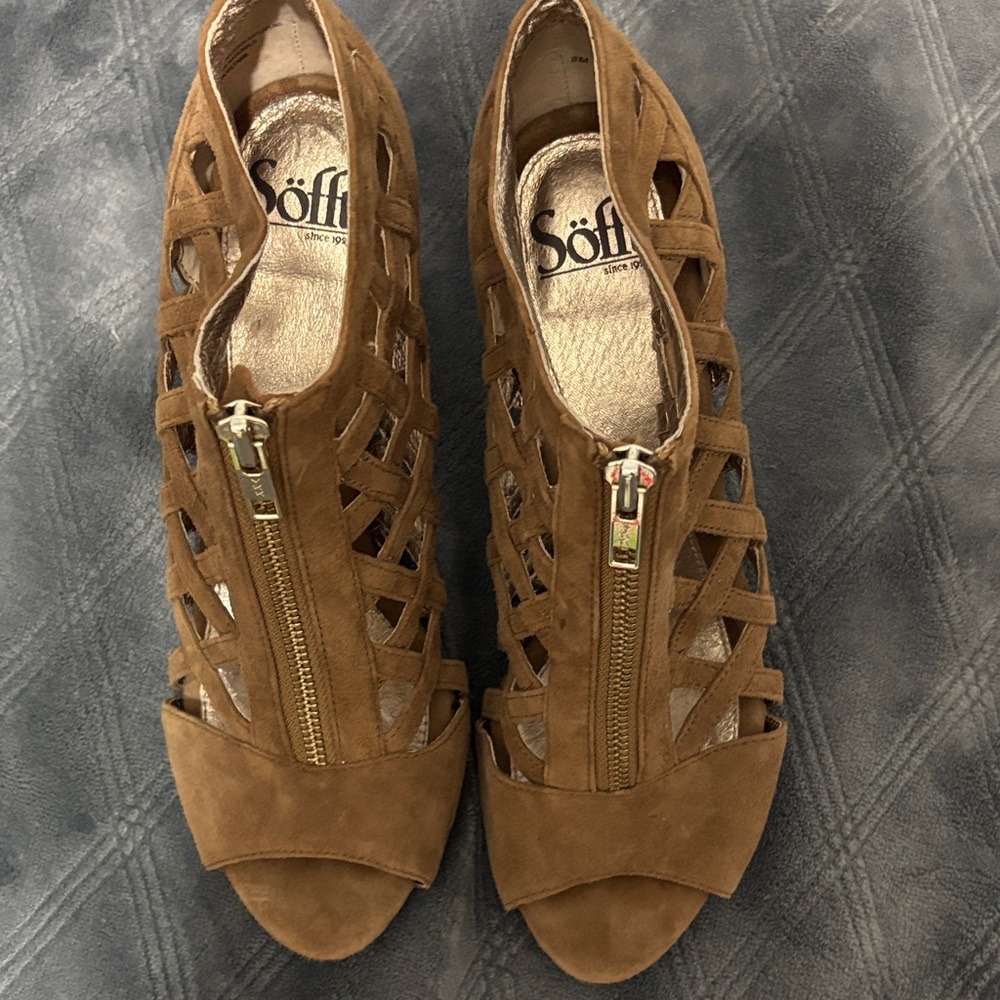 Sofft Brown Cutout Sandals